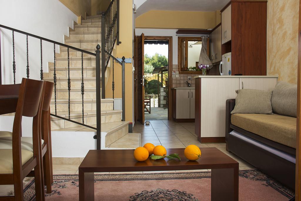 Alkyoni Apartments Agios Nikolaos  Exteriör bild